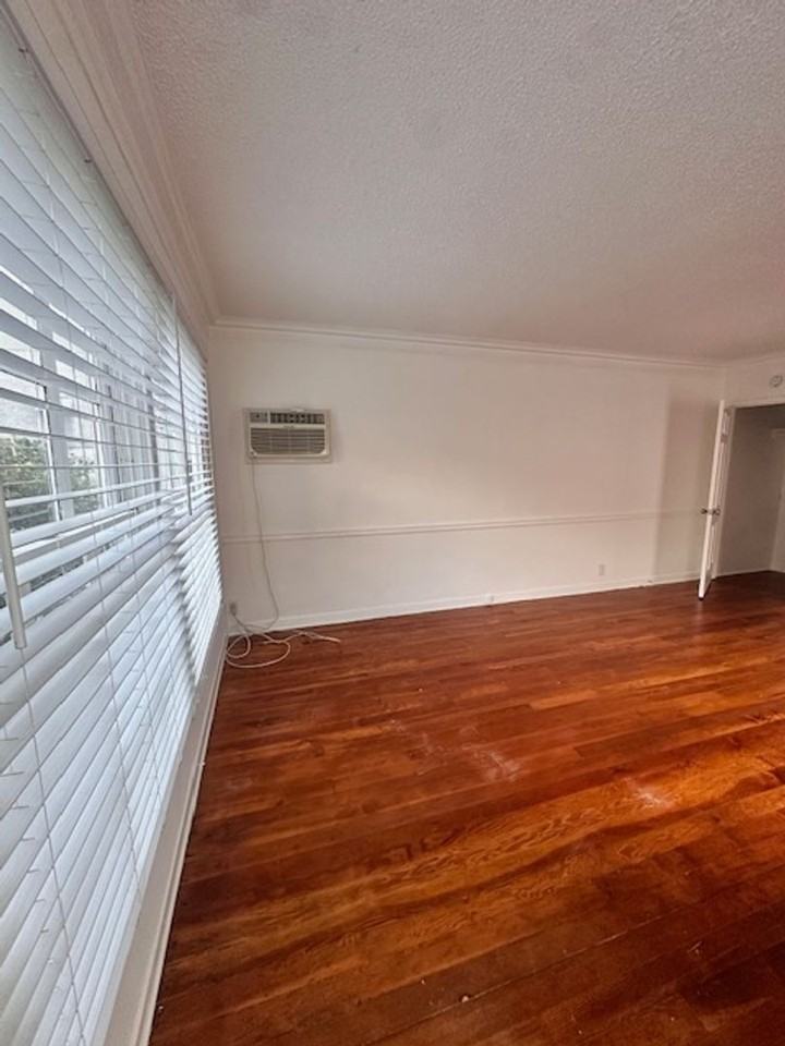 Havenhurst - Photo 4 of 20