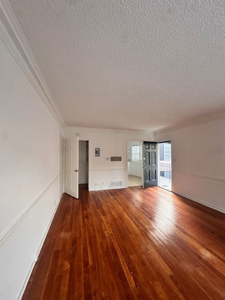 Havenhurst - Photo 6 of 20