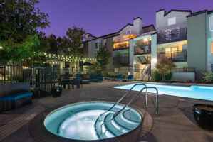 featured image of 829 E Evelyn Ave