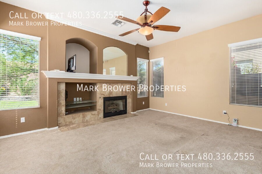 4326 E Melinda Ln - Photo 7 of 30