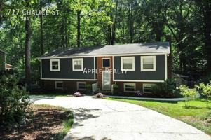 featured image of 717 Chalice St