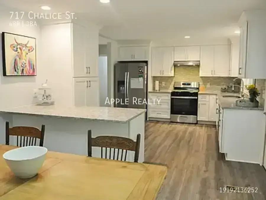717 Chalice St - Photo 3 of 50