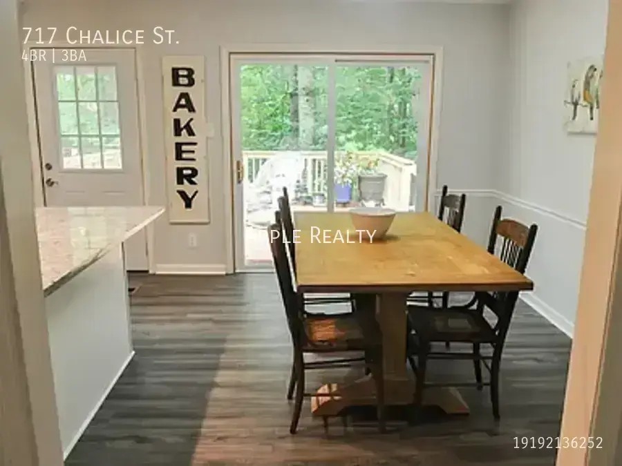 717 Chalice St - Photo 4 of 50