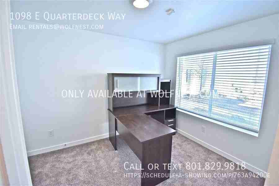 1098 E Quarterdeck Way - Photo 3 of 35