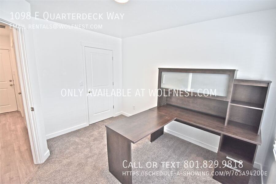 1098 E Quarterdeck Way - Photo 4 of 35