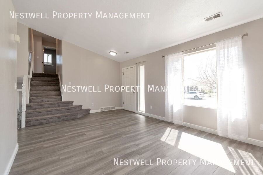 5674 W Prospero Ln - Photo 5 of 29