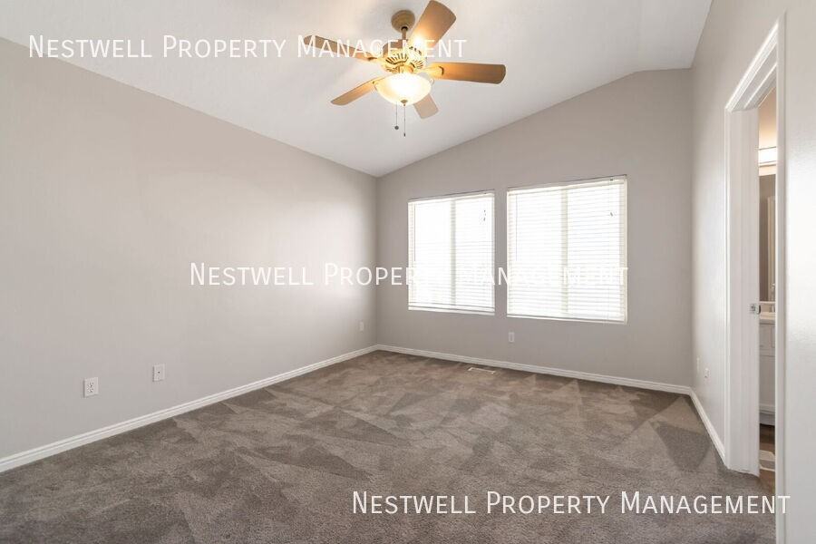 5674 W Prospero Ln - Photo 7 of 29