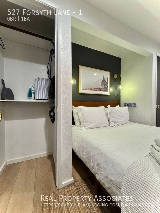 527 Forsyth Ln #1 - Photo 5 of 12