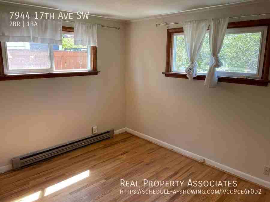 7944 17th Ave Sw - Photo 4 of 14