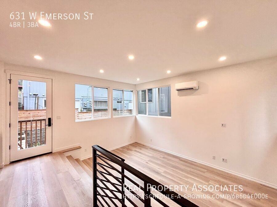 631 W Emerson St - Photo 3 of 37