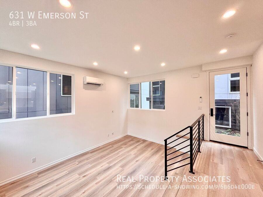 631 W Emerson St - Photo 7 of 37