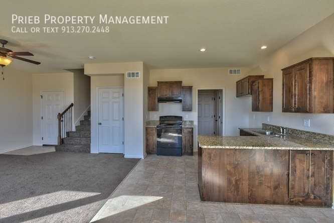 318 N Ferrel St - Photo 7 of 22