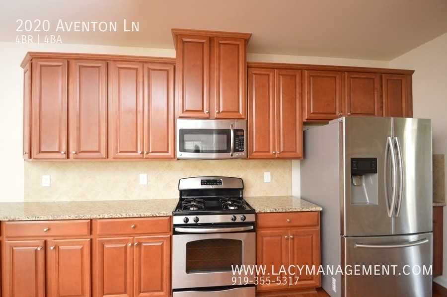 2020 Aventon Ln - Photo 6 of 25