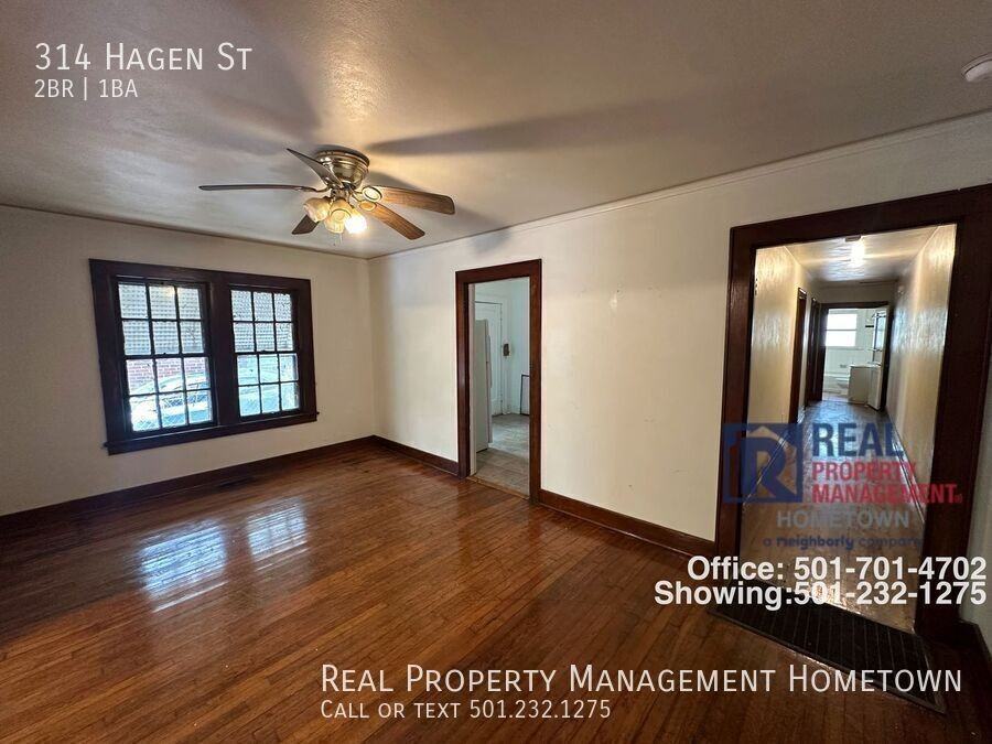 314 Hagen St - Photo 4 of 13