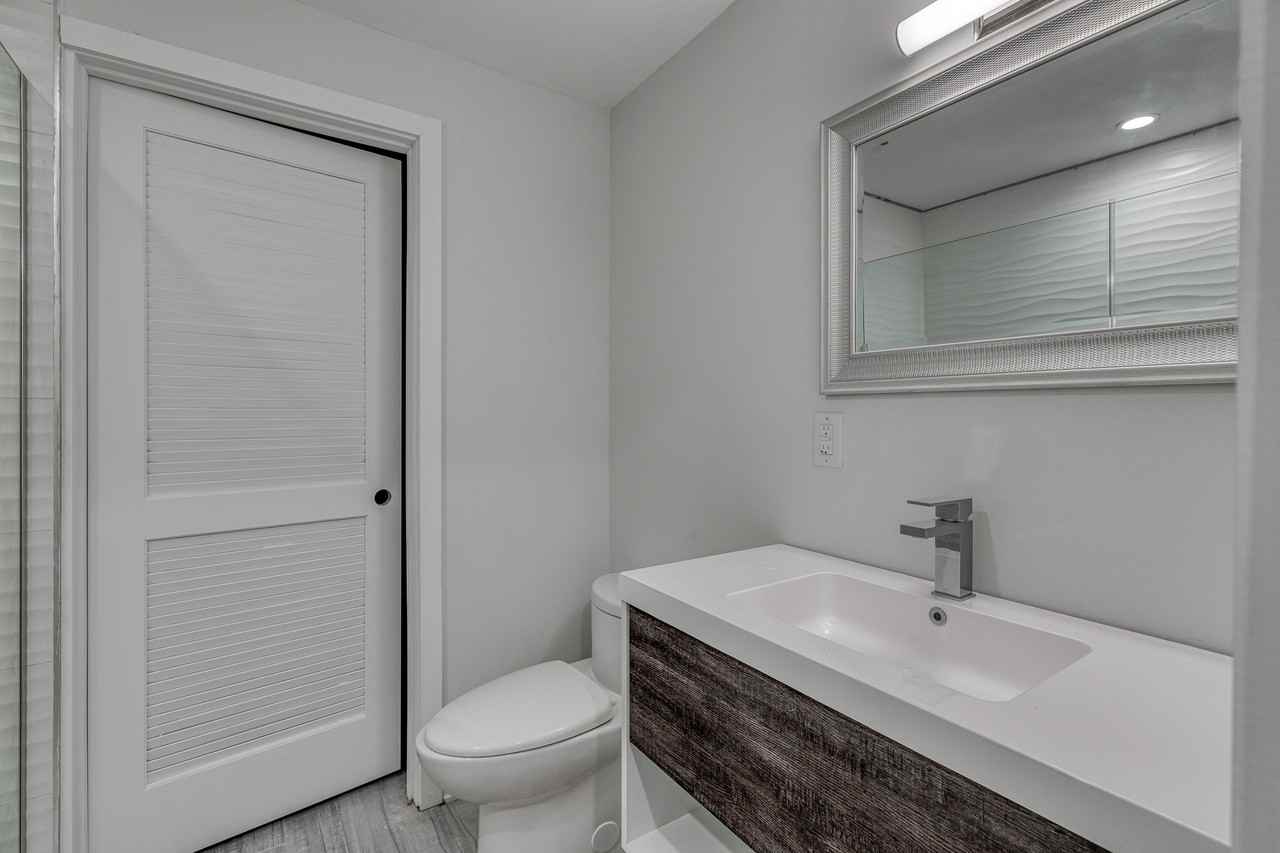 1244 S 20th St #1 - Photo 6 of 33