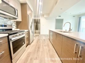 4849 Oakwood Ave #401 - Photo 1 of 1