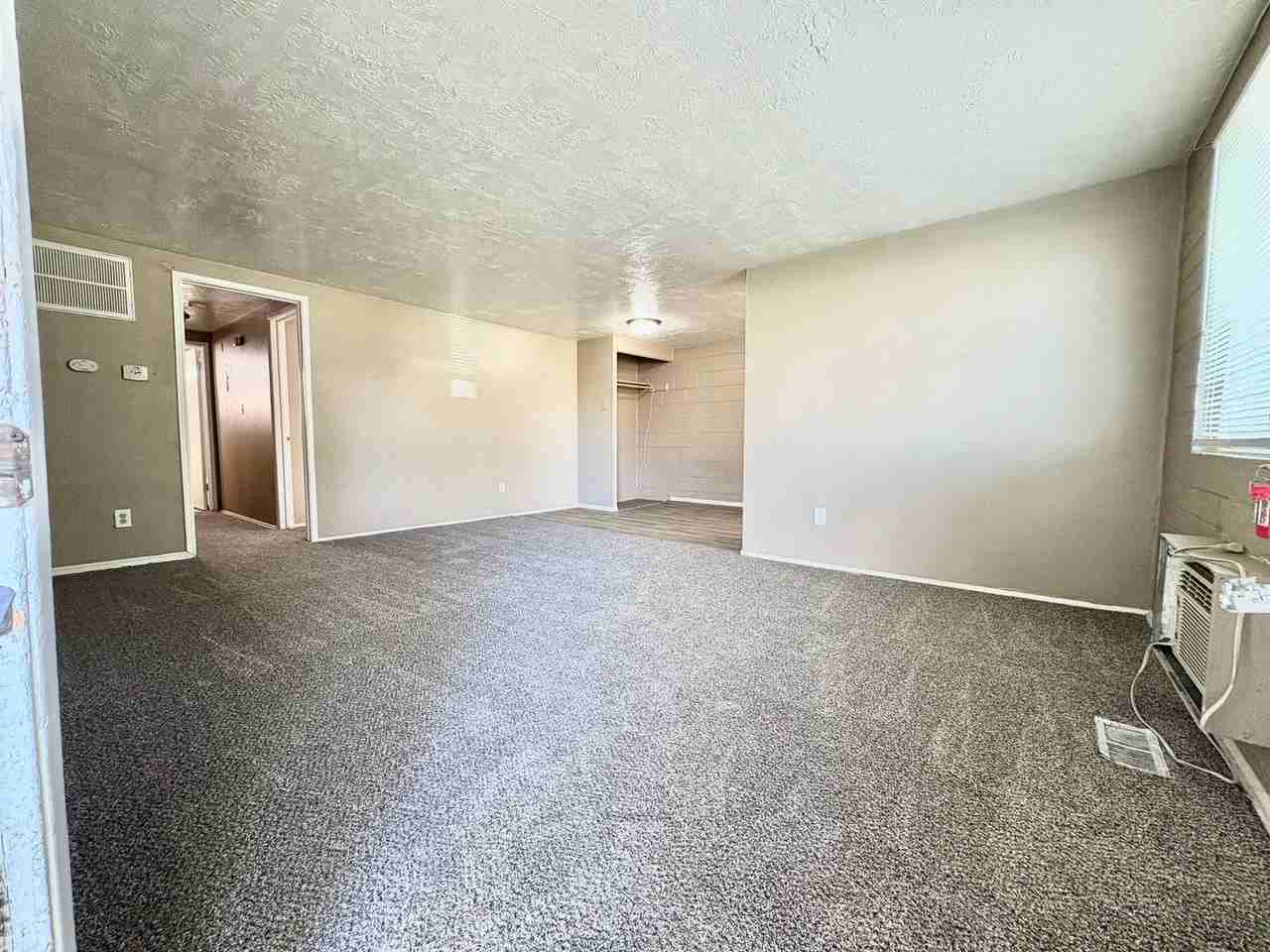 Cheyenne Apartments - Photo 5 of 15
