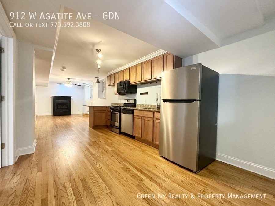 912 W Agatite Ave #GDN - Photo 2 of 17