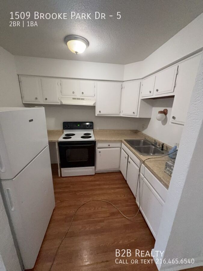 1509 Brooke Park Dr #5 - Photo 7 of 20