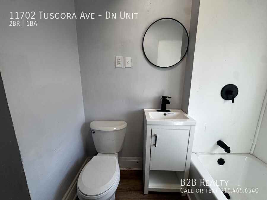 11702 Tuscora Ave - Photo 3 of 28