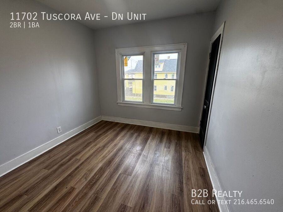11702 Tuscora Ave - Photo 7 of 28
