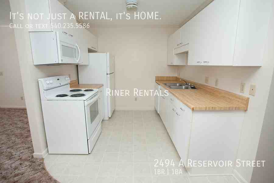 2494 Reservoir St Apt A - Photo 5 of 9