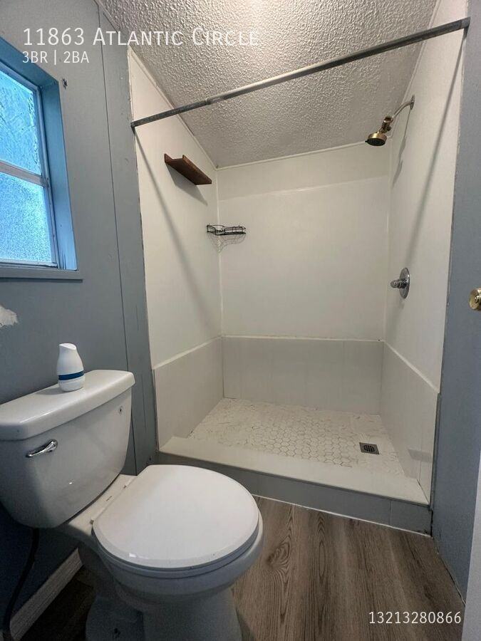 11863 Atlantic Cir - Photo 6 of 21