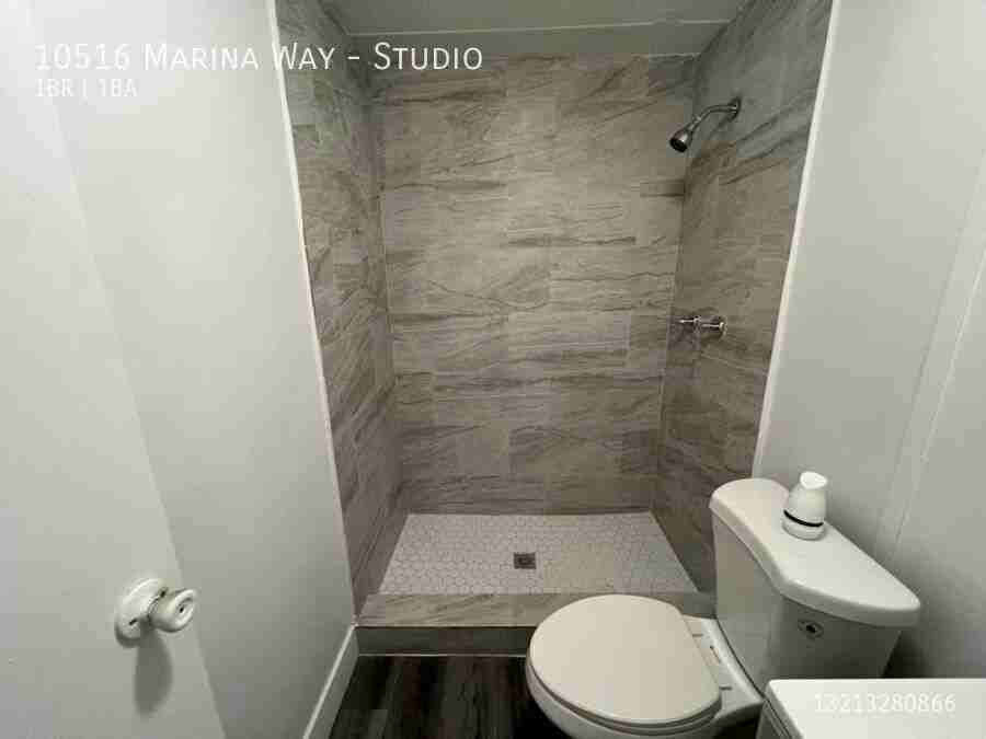 10516 Marina Way - Photo 2 of 4