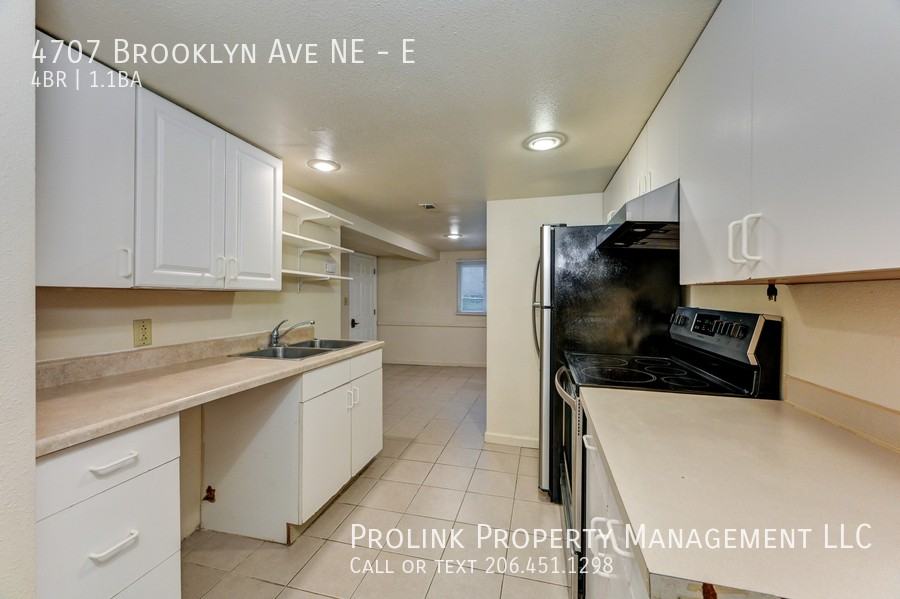 4707 Brooklyn Ave Ne #E - Photo 6 of 19