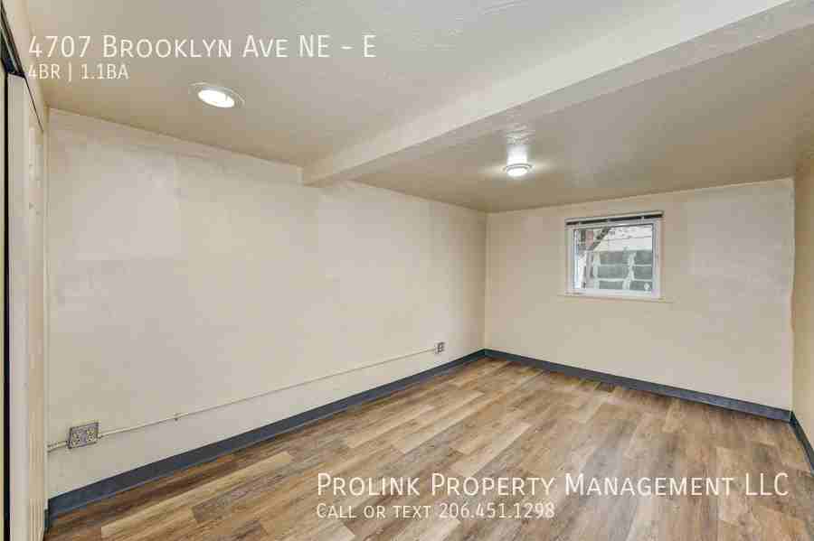 4707 Brooklyn Ave Ne #E - Photo 7 of 19