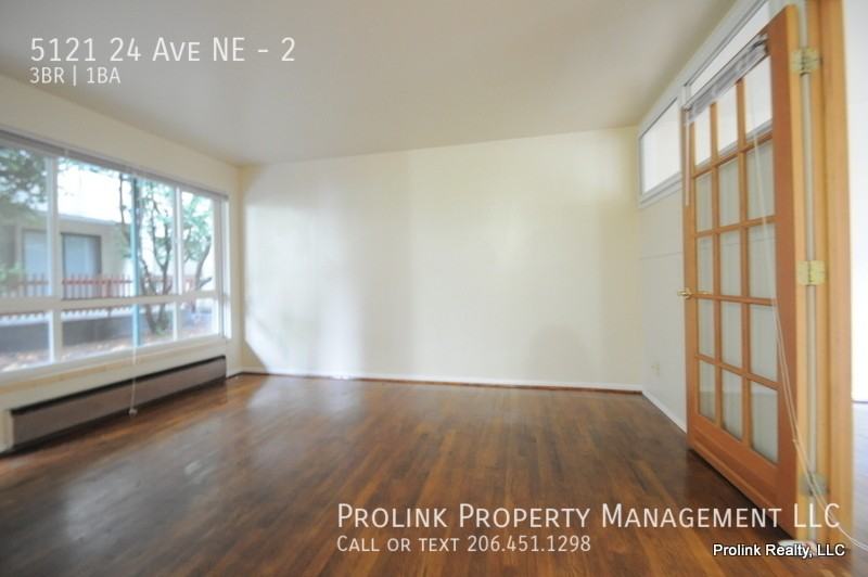 5121 24th Ave Ne #2 - Photo 5 of 14