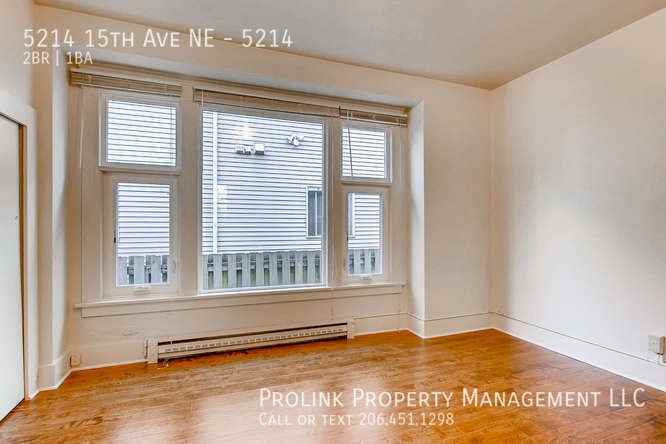 5214 15th Ave Ne #5214 - Photo 7 of 10