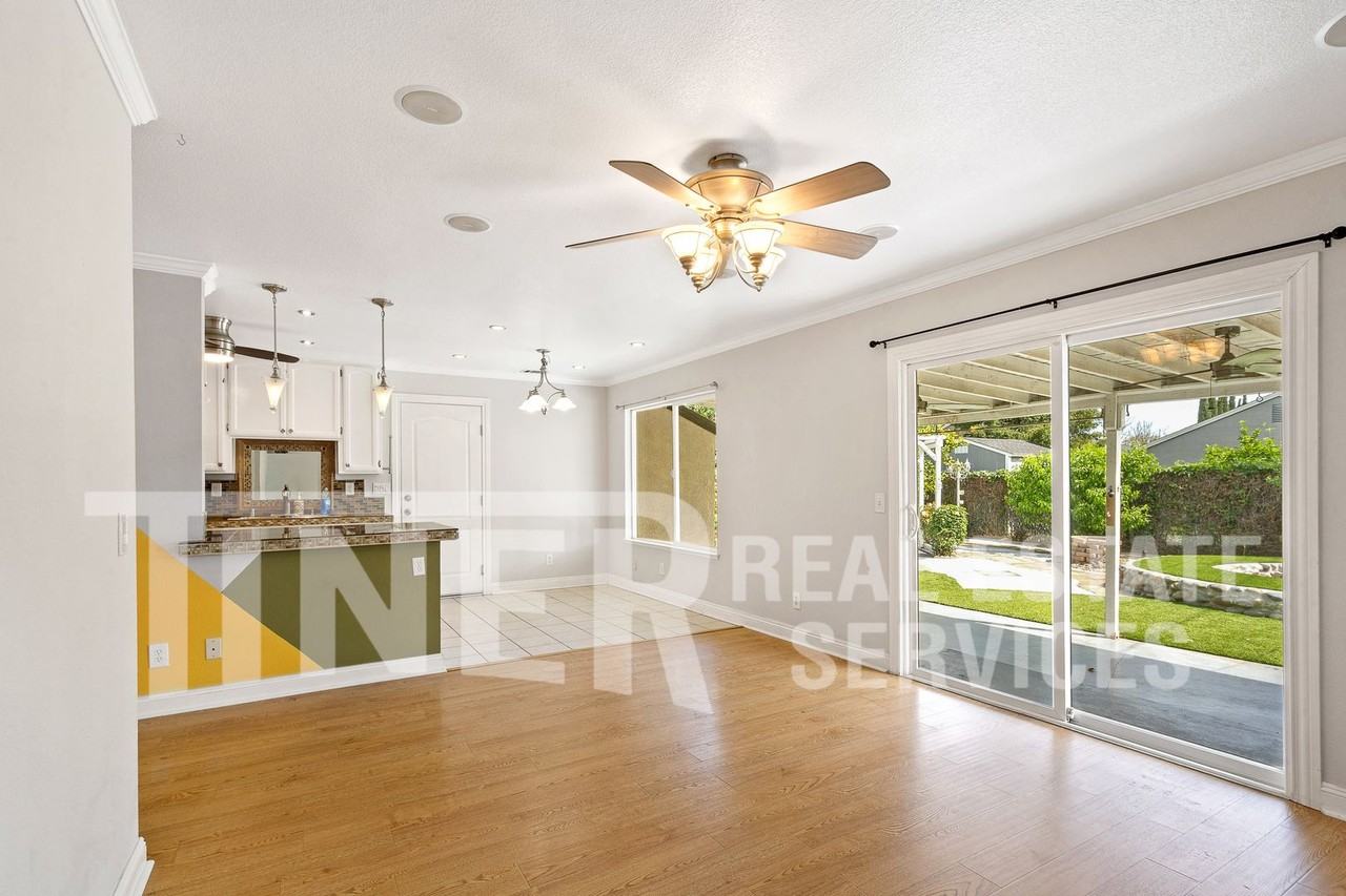 5021 Priscilla Ln - Photo 4 of 24