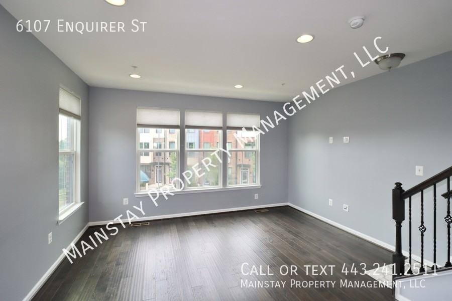 6107 Enquirer St - Photo 5 of 40