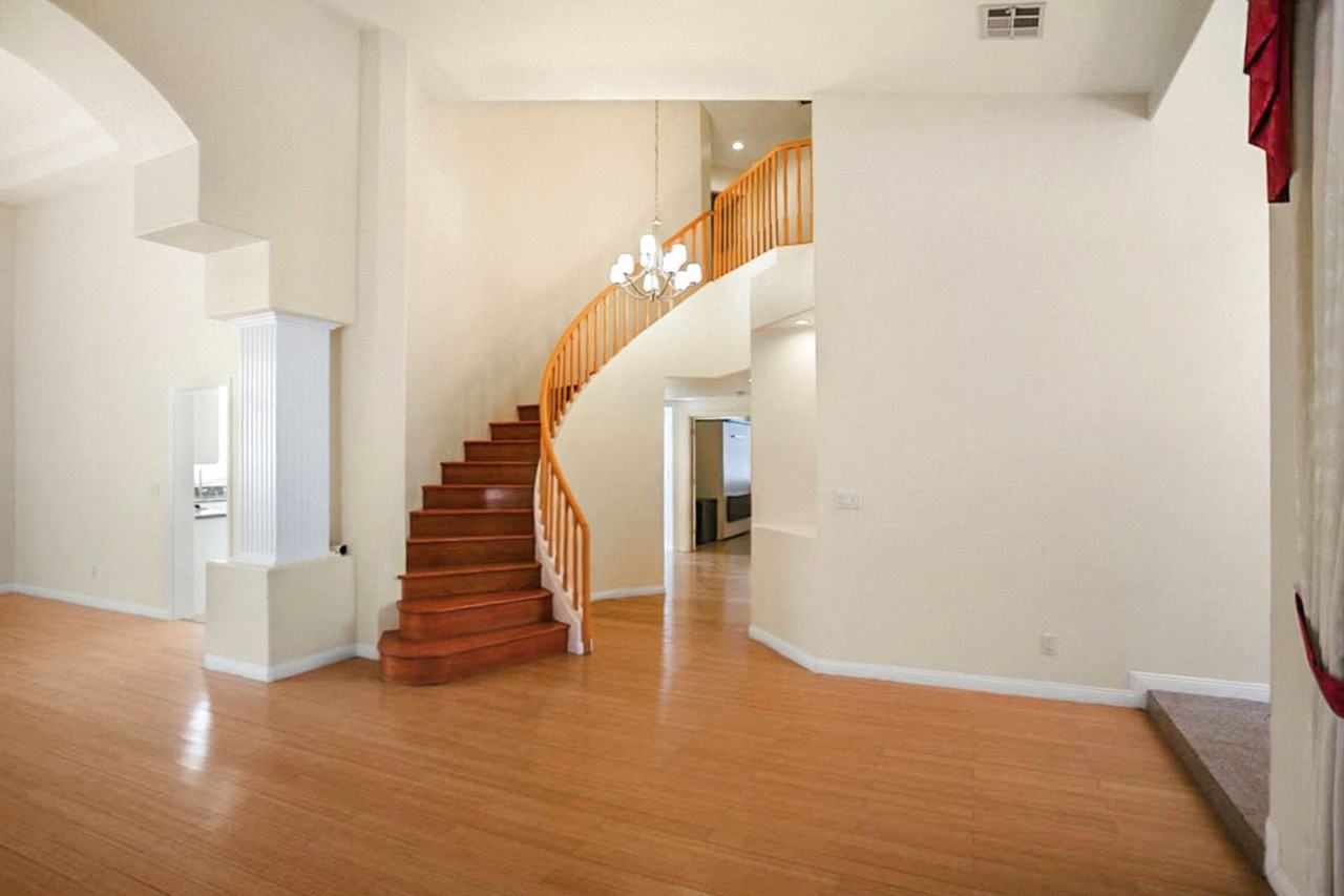 2120 Waterbury Ln - Photo 2 of 46