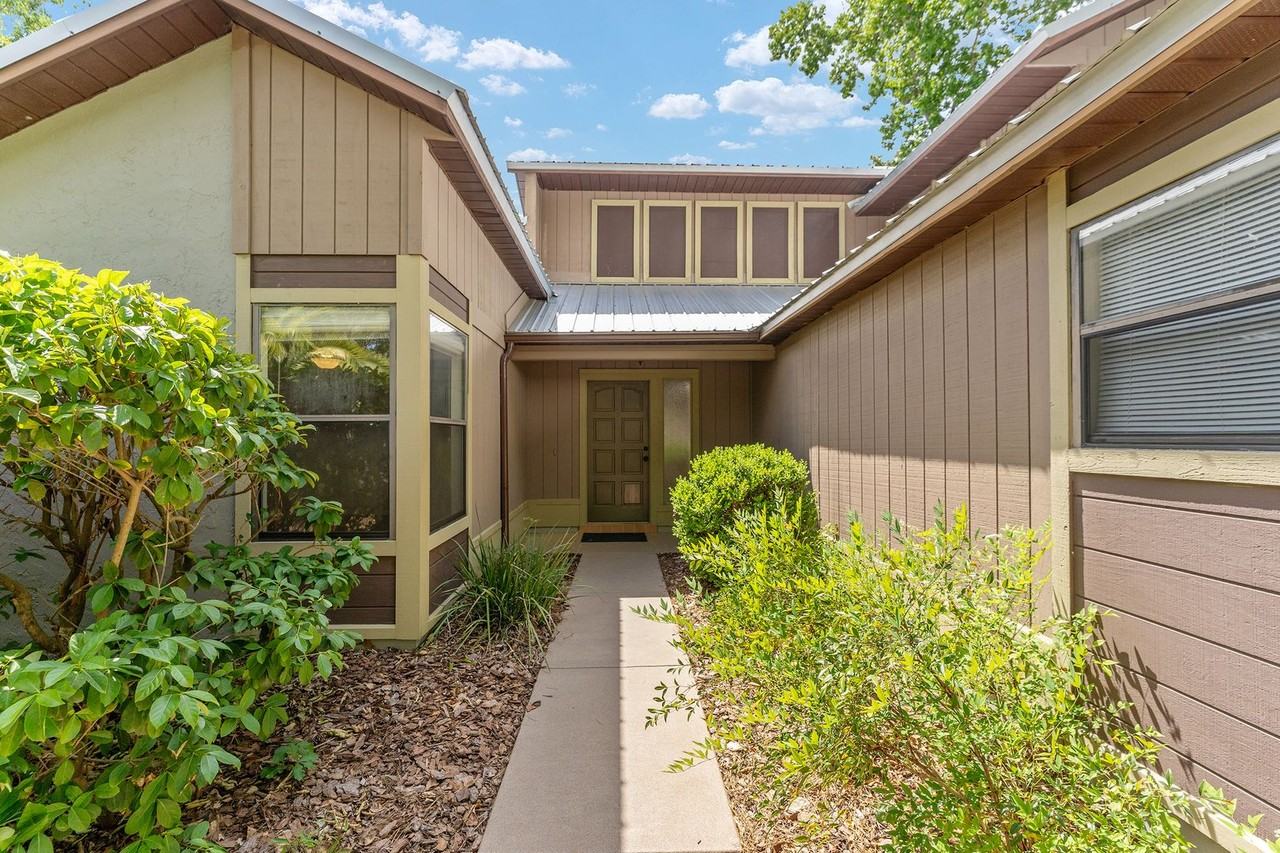 6632 Nw 52nd Ter - Photo 3 of 33