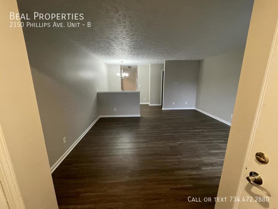 2150 Phillips Ave #B - Photo 3 of 15