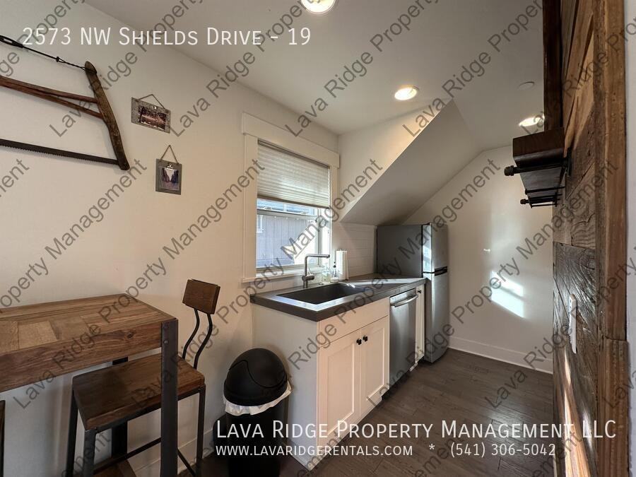 2573 Nw Shields Dr #19 - Photo 7 of 50