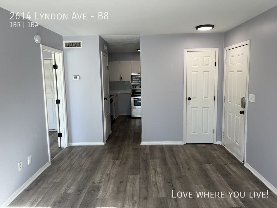 2614 Lyndon Ave #B8 - Photo 6 of 15