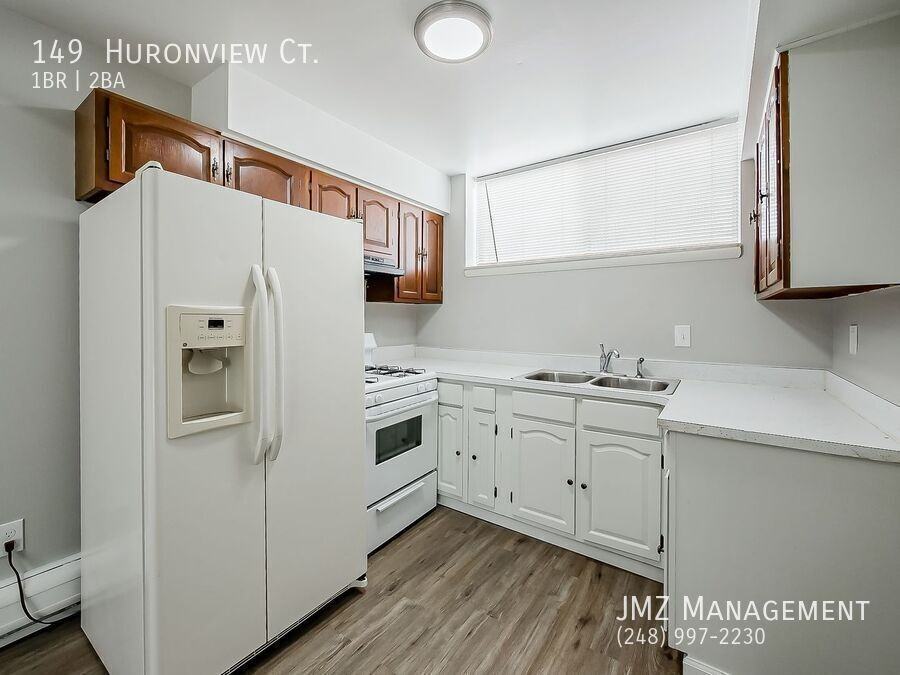149 Huronview Ct - Photo 6 of 19