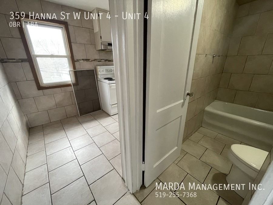 359 Hanna St W Unit 4 #4 - Photo 2 of 10