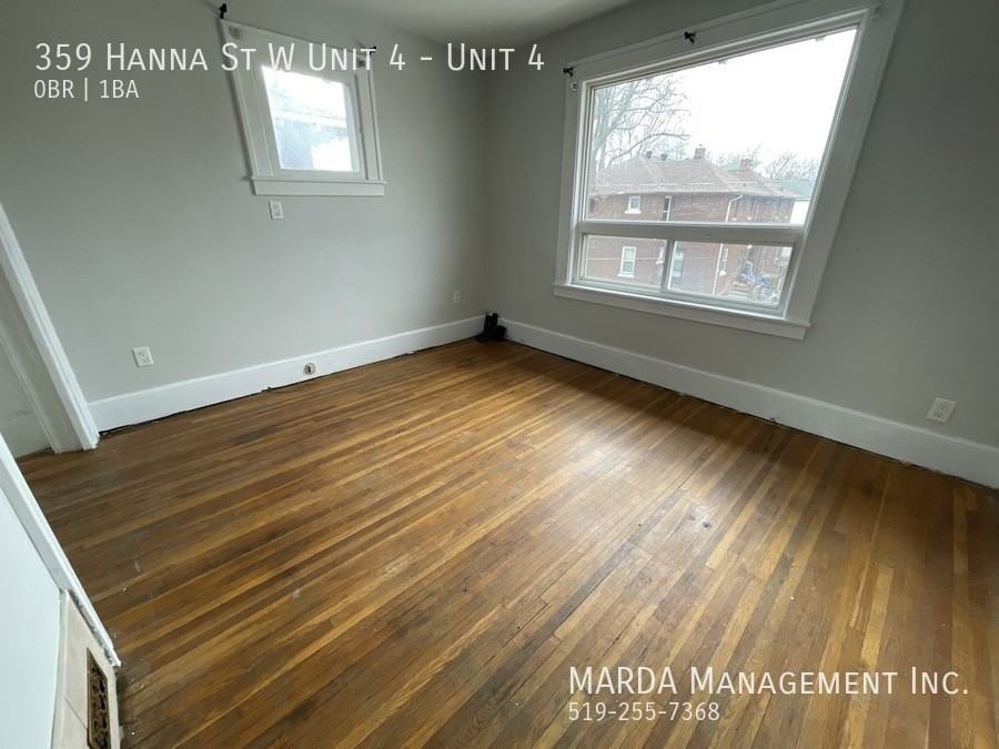 359 Hanna St W Unit 4 #4 - Photo 6 of 10