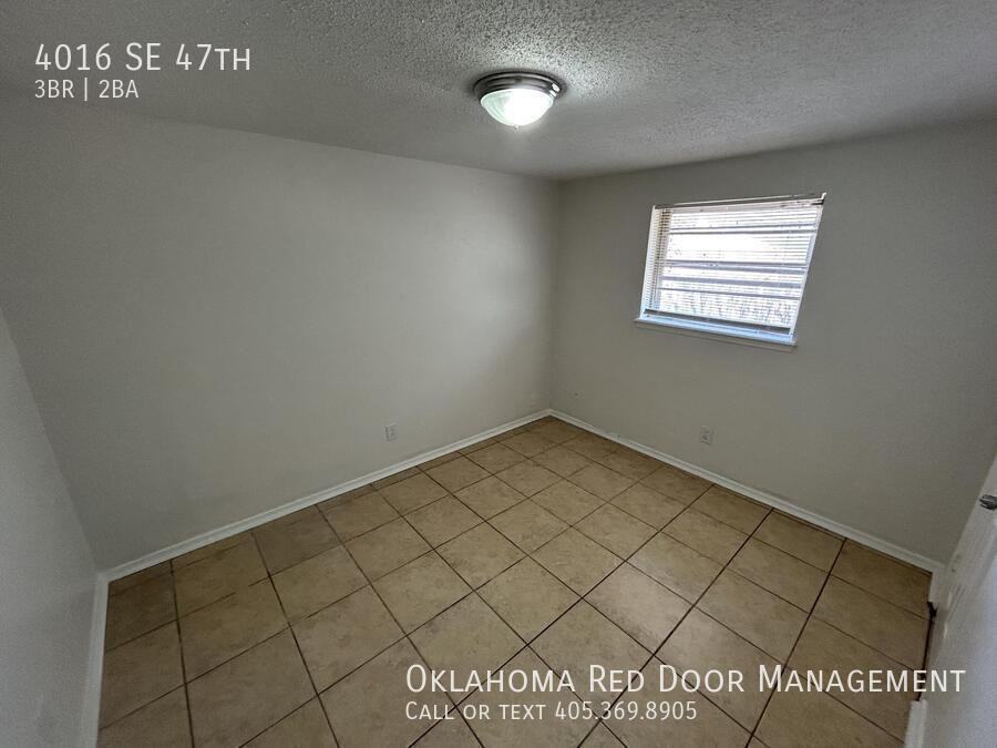 4016 Se 47th St - Photo 5 of 19