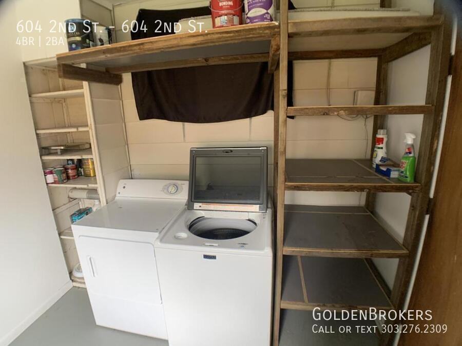 604 2nd St #604-2ndST - Photo 6 of 37