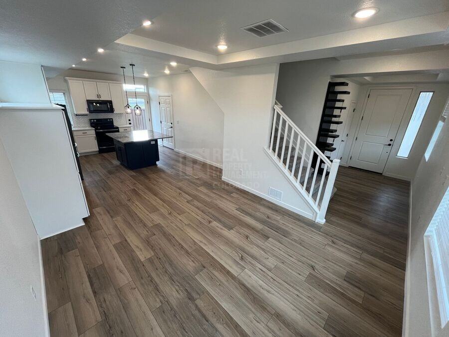 3650 Pinonwood Ct - Photo 2 of 14