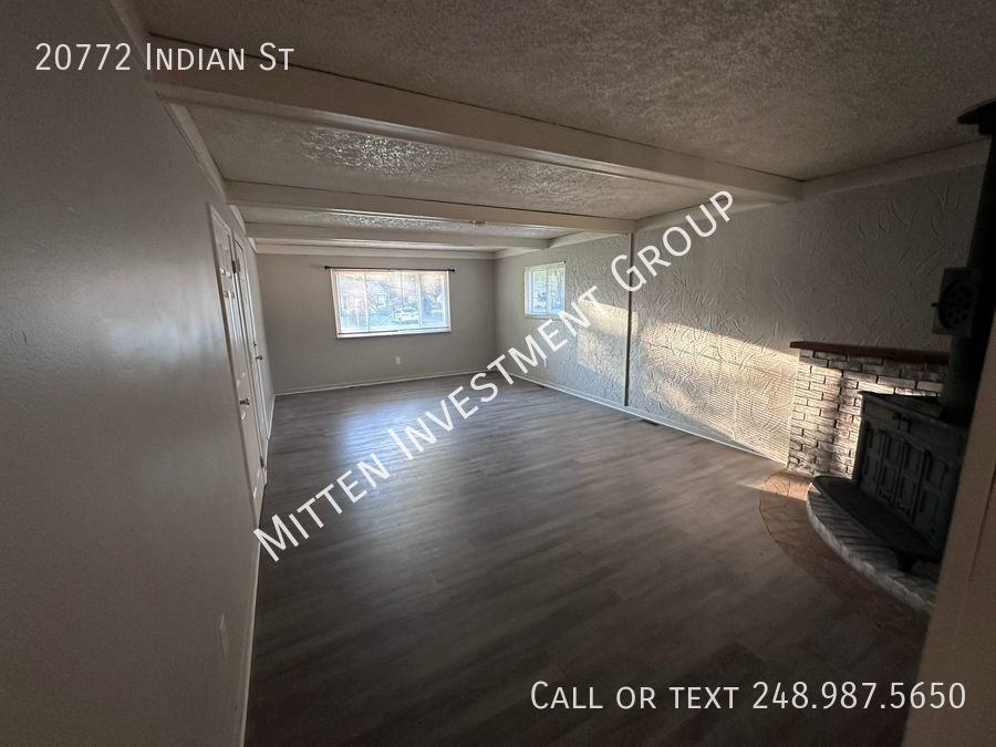 20772 Indian St - Photo 4 of 19