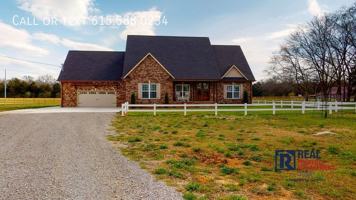 featured image of 2705 Warner Rd