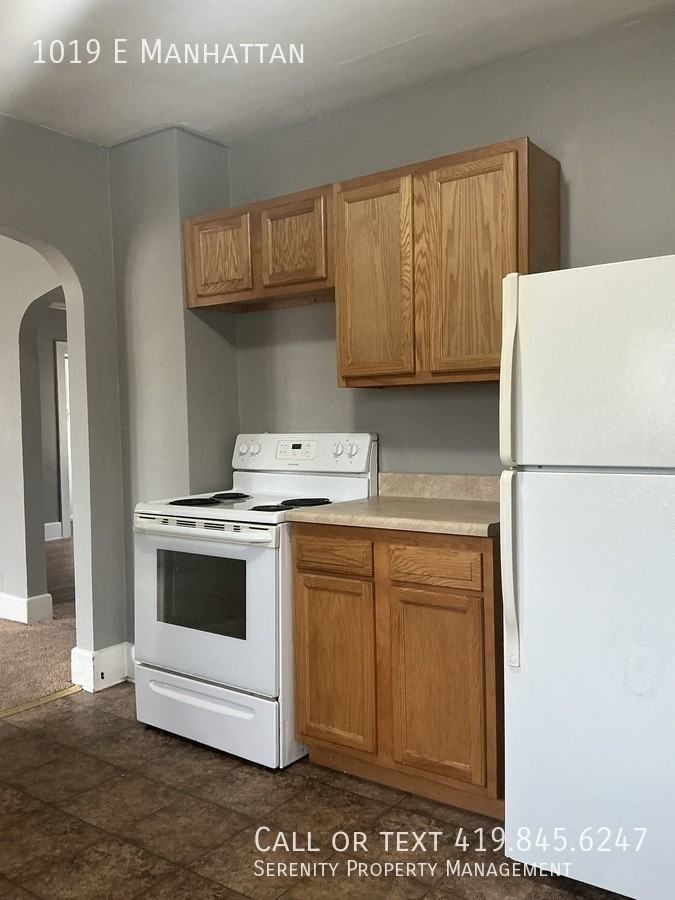 1019 E Manhattan Blvd - Photo 4 of 9