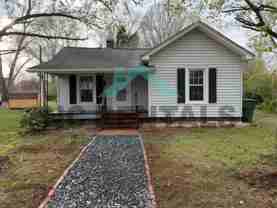 204 N 6th Ave - Photo 1 of 1