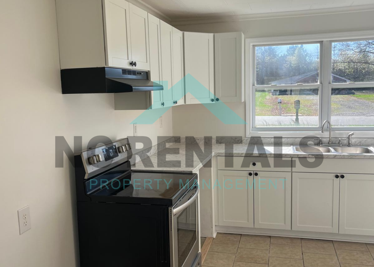 312 Walter Chambers St - Photo 6 of 23